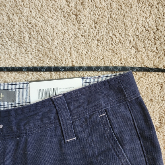 NWT Natural Reflections Navy Blue Shorts Ladies size 6 - Picture 3 of 7